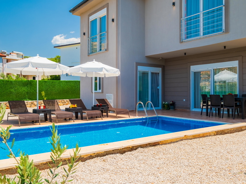  gece  -  Kasım
  | Kalkan Yeşilköy'de Çift Jakuzili 6 Kişilik Villa: Huzurlu Doğa Tatili